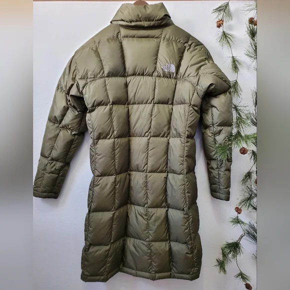 The North Face Metropolis Parka - Picture 3 of 16